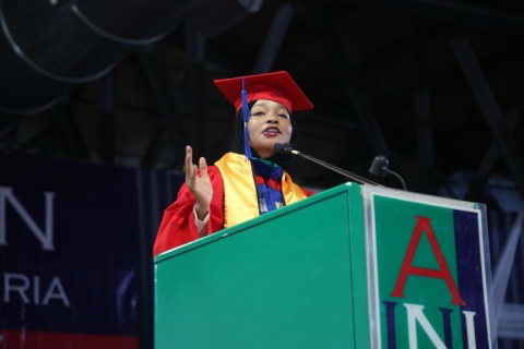 007-class-speaker-2