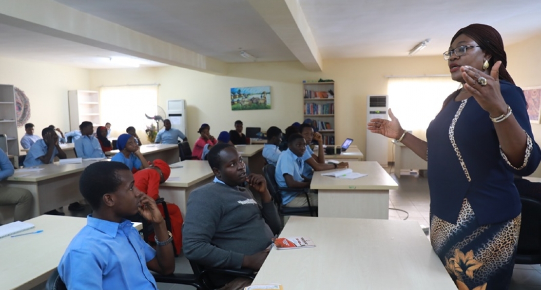 AUN Schools Seniors Receive Training on Essay Writing at the University Writing Center