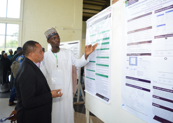 AUN's SITC Hosts Senior Design Project Poster Presentation, Wows Visitors