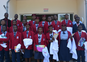 DLHS Students Get Hands-On Experience with AUN's Advanced Research Facilities