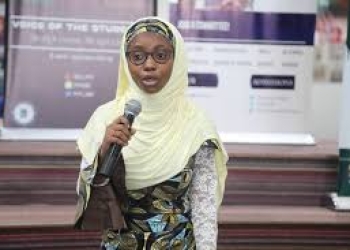 AUN Alumna Zainab Enrolls Out-of-School Children at Wuro Jabbe Primary School
