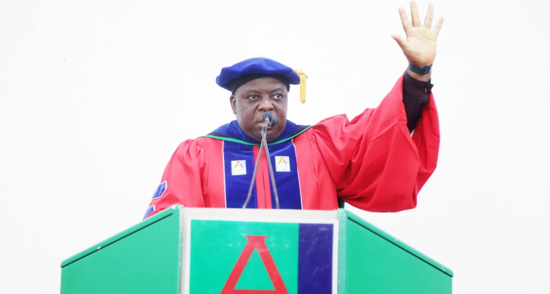 'Even the Roughest Wind Makes Trees Grow Strong Roots': Dean Inspires New Stallions to Own Their Path