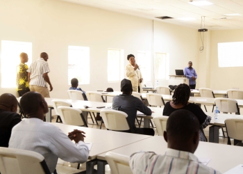 AUN Faculty Explore Cutting-Edge Teaching Strategies at TLC Book Review