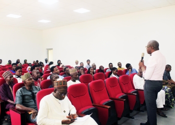 Dean Urges Engineering Freshmen to Pursue Local Innovation, Academic Integrity