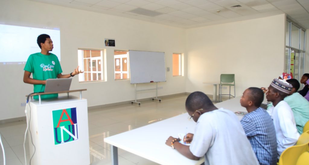 AUN WRITING CENTER EMPOWERS STUDENTS WITH AI TOOLS FOR EFFECTIVE WRITING